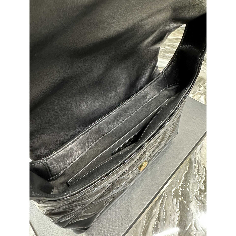Saint Laurent Le 57 Shoulder Bag In Patent Leather Black